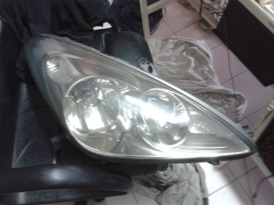 ไฟหน้านิวแลนเซอร์  ขายถูก