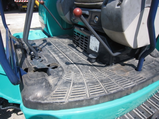 ขาย รถขุดเล็ก KOMATSU รุ่น PC35R-8- แทร็กเหล็ก มือสองญี่ปุ่น