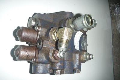 ขายคอนโทรลไฮดรอลิคForklift  TOYOTA 7FD25 ครบชุด