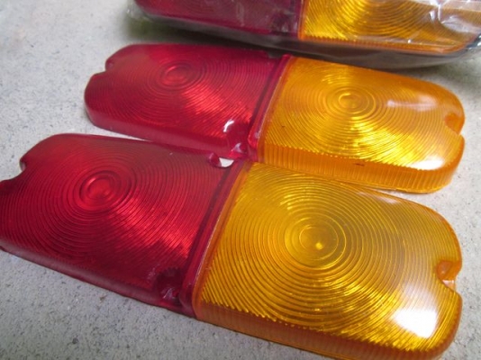 (ขายแล้ว)-Mazda Proceed เก่าเก็บ ไม่ได้ใช้แล้ว ในราคาถูก