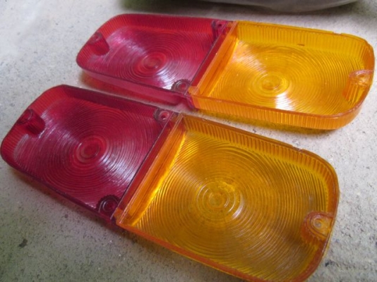 (ขายแล้ว)-Mazda Proceed เก่าเก็บ ไม่ได้ใช้แล้ว ในราคาถูก