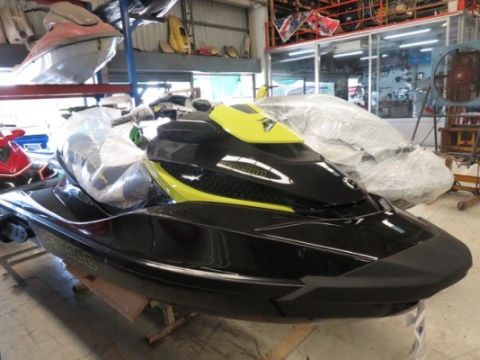 !!!มาแล้ว มาแล้วค่ะเรือเจ็ทสกี SEADOO RXTX 260 ปี 2013!!!