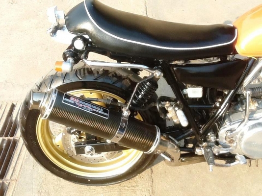 ขายSR400ปี95คัสตอมสรรพสามิตแล้วตัวจริงเปิดขาย 67000 ต่อรองได้ครับ