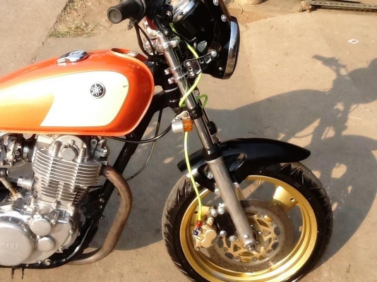 ขายSR400ปี95คัสตอมสรรพสามิตแล้วตัวจริงเปิดขาย 67000 ต่อรองได้ครับ