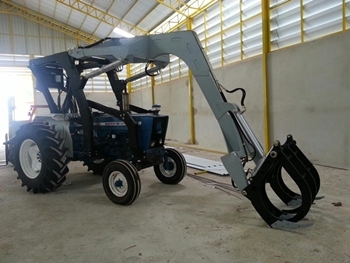 ขายรถ Ford 5000 ติดครีบ CX