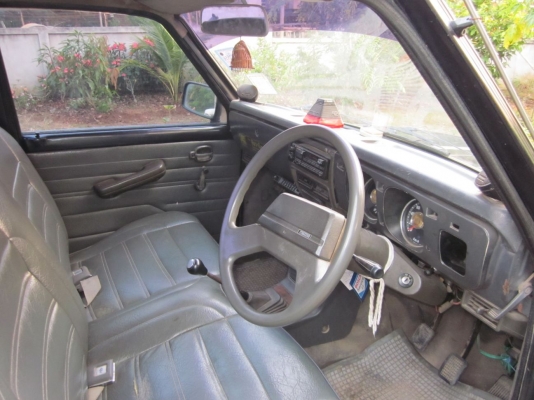 Mazda Familia 1300 cc 5 เกียร์ 1990 ขายถูก Mazda Familia 1300 cc 5 เกียร์ 1990 ขายถูก