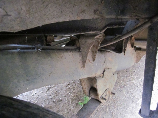 Mazda Familia 1300 cc 5 เกียร์ 1990 ขายถูก Mazda Familia 1300 cc 5 เกียร์ 1990 ขายถูก