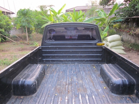 Mazda Familia 1300 cc 5 เกียร์ 1990 ขายถูก Mazda Familia 1300 cc 5 เกียร์ 1990 ขายถูก