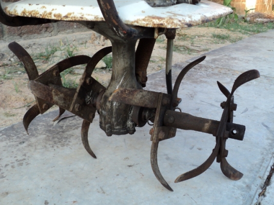 รหัส:12000471เครื่องพรวนดิน2.0psประหยัดน้ำมันเคลื่อนที่ง่ายย้ายง่ายอุปกรณ์ติดมาพร้อมwww.nihonmono.com