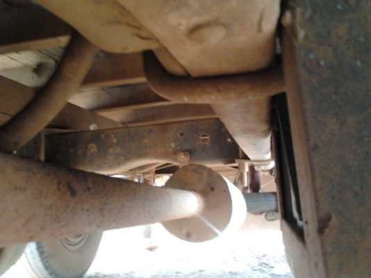 ***ขายแล้วครับขอบคุณ Truck2hand ขาย 4ล้อกลาง ISUZU TL85 เครื่องเดิม85แรง เกียร์สั้น(เกียร์สาย) ช่วงล่างดี เดิมๆ คัสซีดี ภายในดี คอนโซลครบ พร้อมหลังคาโดยสาร เบาะนั่งแถว ยางดี 4เส้น ทะเบียนเต็ม เอกสารพร้อมโอน พร้อมใช้งาน ราคาต่อรองได้ครับ