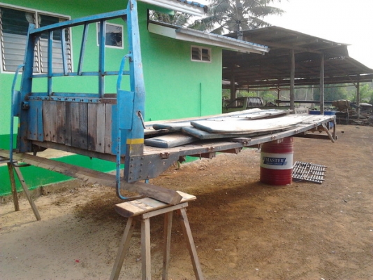 ขาย 6ล้อพร้อมตู้นวด6ฟุต ISUZU TL85 วางเครื่อง 4BD1 115 แรง แห้งดี ติดง่าย ไม่หลวม ช่วงล่างดี คัสซีสวย เสริมเหล็กบน ไม่ผุไม่บวม เกียร์ ดีเข้างา่ยไม่มีหลุด ยางดี 5เส้น ไม่ดี1เส้น ภายในดีหัวบางมีผุนิดๆ สีต้องเก็บนิดหน่อย พร้อมตู้นวด ขนาด6ฟุต สภาพดี ใช้งานได้