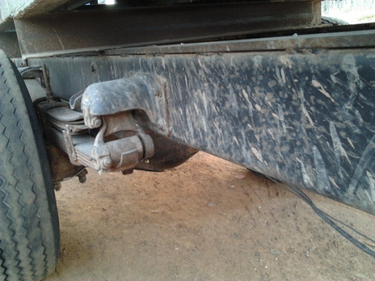 ขาย 6ล้อพร้อมตู้นวด6ฟุต ISUZU TL85 วางเครื่อง 4BD1 115 แรง แห้งดี ติดง่าย ไม่หลวม ช่วงล่างดี คัสซีสวย เสริมเหล็กบน ไม่ผุไม่บวม เกียร์ ดีเข้างา่ยไม่มีหลุด ยางดี 5เส้น ไม่ดี1เส้น ภายในดีหัวบางมีผุนิดๆ สีต้องเก็บนิดหน่อย พร้อมตู้นวด ขนาด6ฟุต สภาพดี ใช้งานได้