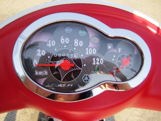 (ขายแล้วค่ะ) Yamaha Fiore ลายใหม่ๆ  รถใหม่ๆ  2012  พร้อมชุดแต่ง Yamaha แท้ ราคาสุดคุ้มเพียง 26,900 บาทเท่านั้น