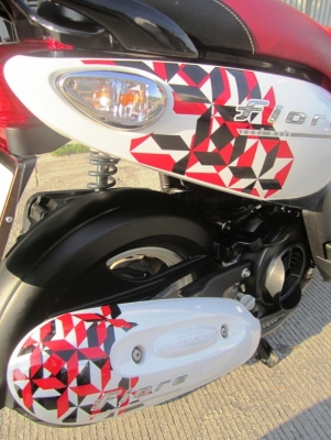 (ขายแล้วค่ะ) Yamaha Fiore ลายใหม่ๆ  รถใหม่ๆ  2012  พร้อมชุดแต่ง Yamaha แท้ ราคาสุดคุ้มเพียง 26,900 บาทเท่านั้น