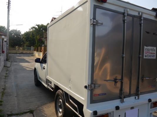 ขายรถตู้เย็น สภาพดี ทำอุณหภูมิ-10 องศา ตู้ได้มาตราฐาน เจ้าของขายเอง