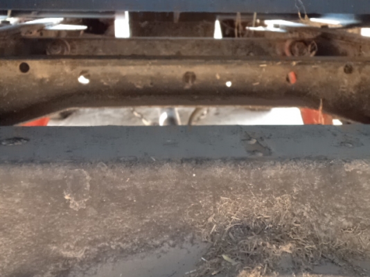 ขาย2คับควบรถ6ล้ออีซูซุKSยกหัวได้ เครื่อง100แรง และ4ล้อ85แรงตู้นวด