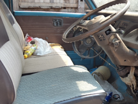 ขาย2คับควบรถ6ล้ออีซูซุKSยกหัวได้ เครื่อง100แรง และ4ล้อ85แรงตู้นวด