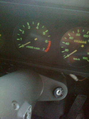 ขายรถทำมาหากิน มาสด้า แฟมิเลีย ซุปเปอร์แค๊ป รับรองไม่ผิดหวังครับ