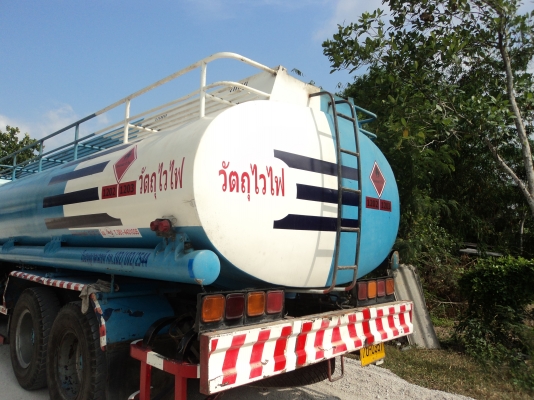 ขายรถน้ำมัน 10 ล้อ 15,000 ลิต 5 ช่อง