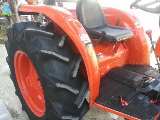 คูโบต้า L4708DT 4 WD ตัวเปล่าแน่นๆ เล่มทะเบียนพร้อม มือเดียวออกห้าง