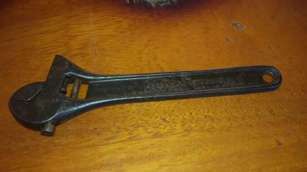 ประแจเลื่อนBAHCO  6"