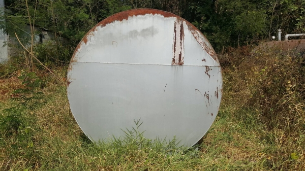 ขาย ถังน้ำมัน 15,000 ลิตร ยาว 6 เมตร สภาพดีไม่ผุครับ มี 2 ใบ