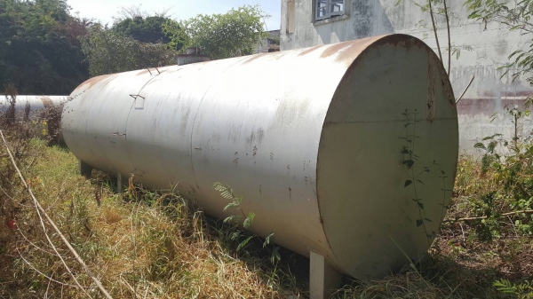 ขาย ถังน้ำมัน 15,000 ลิตร ยาว 6 เมตร สภาพดีไม่ผุครับ มี 2 ใบ