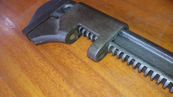 ประแจเลื่อนคอม้าU.S.