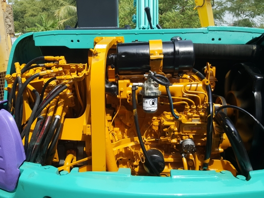 ขายครับPC40-7 สภาพพร้อมใช้งาน มีไลน์หัวเจาะสนใจติดต่อ0851562314