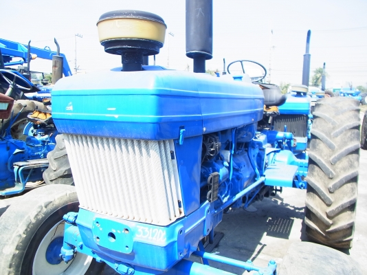 ขายรถแทรกเตอร์ล้อยาง Ford-NH 2305 CP มือสองจากประเทศอังกฤษ