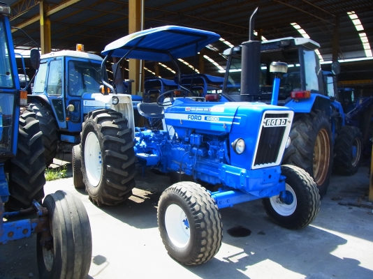 ขายรถแทรกเตอร์ล้อยาง FORD 6600 ปี 1975 - 1981 มือสองจากประเทศอังกฤษ