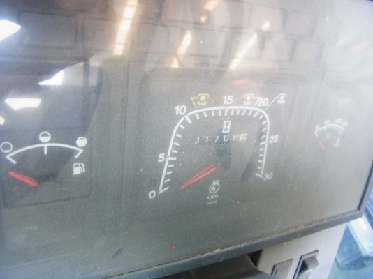 ขายรถแทรกเตอร์ล้อยาง FORD 6640 New Holland ปี 1996 - 1998 PowerStar 40 Series มือสองจากประเทศอังกฤษ