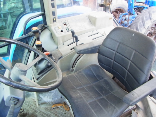 ขายรถแทรกเตอร์ล้อยาง FORD 6640 New Holland ปี 1996 - 1998 PowerStar 40 Series มือสองจากประเทศอังกฤษ