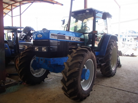 ขายรถแทรกเตอร์ล้อยาง FORD 7840 New Holland 1991 - 1995 PowerStar 40 Series มือสองจากประเทศอังกฤษ