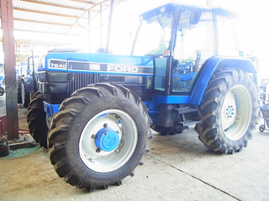 ขายรถแทรกเตอร์ล้อยาง FORD 7840 New Holland 1991 - 1995 PowerStar 40 Series มือสองจากประเทศอังกฤษ