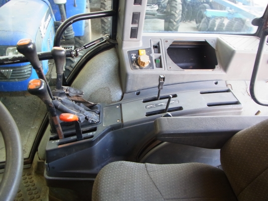 ขายรถแทรกเตอร์ล้อยาง FORD 7840 New Holland 1991 - 1995 PowerStar 40 Series มือสองจากประเทศอังกฤษ