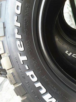 BF KM2 USA. 285-75-16 ปี14 สภาพสวยๆ 1ชุด BF KM2 USA. 285-75-16 ปี14 สภาพสวยๆ 1ชุด