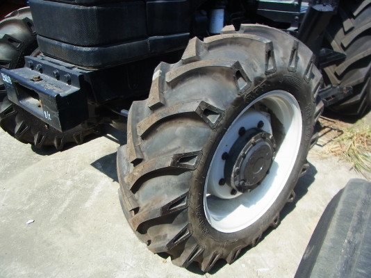 ขายรถแทรกเตอร์ล้อยาง FORD TS90 New Holland ปี 1999 - 2003 TS Series มือสองจากประเทศอังกฤษ