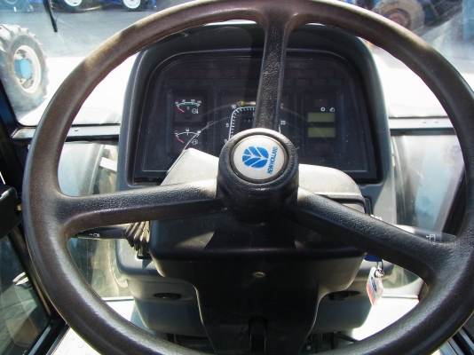 ขายรถแทรกเตอร์ล้อยาง FORD TS110 New Holland   ปี 1999 - 2003 TS Series มือสองจากประเทศอังกฤษ