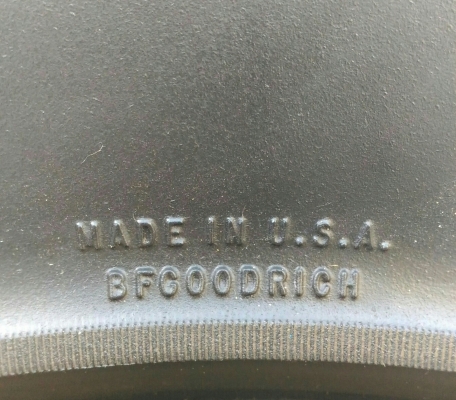 ขายยาง BF All 285/75/16 ครับ