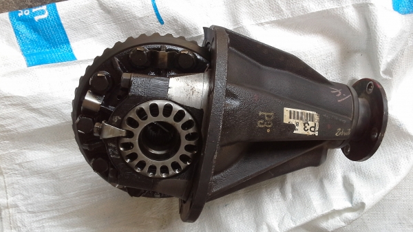 เฟืองท้ายโตโยต้ารีโว่ถอดป้ายแดงสวยๆครับรอบ12&times;43=3.5ครับ