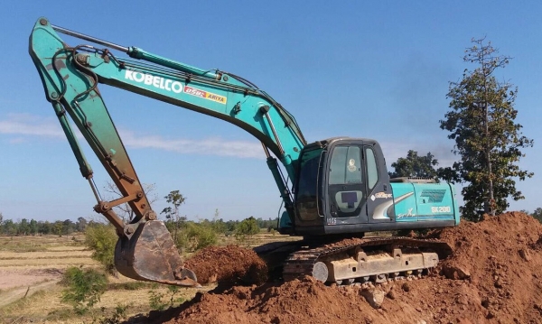 ขายด่วน KOBELCO SK200 MART-6 YN10 สภาพพร้อมใช้งาน สภาพพร้อมใช้งาน ไฟฟ้าสมบูรณ์ แอร์เย็น โซ่ช่วงล่างสวย รถทำงานดีไม่โหลด เอกสารเล่มทะเบียน