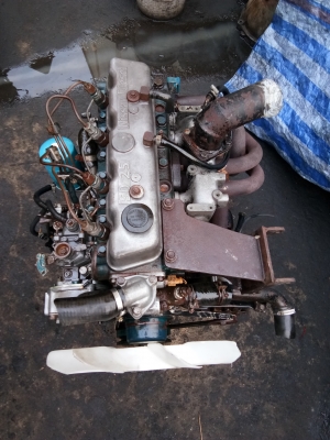 เครื่องยนต์ นิสสัน SD25 เครื่องสวยๆรับประกัน