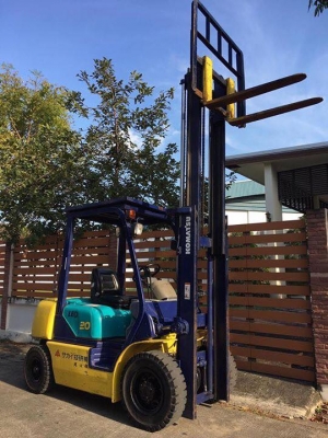 FOLKLIFT KOMATSU FG20T-12 ขนาด 2 ตัน เครื่องยนต์ H20 เบนซิล 4 สูบ "เกียร์ AUTO" FOLKLIFT KOMATSU FG20T-12 ขนาด 2 ตัน เครื่องยนต์ H20 เบนซิล 4 สูบ "เกียร์ AUTO"