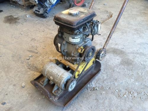 ราคาพิเศษ!! เครื่องตบดิน ROBIN PC60 เพียง 8,800 บาท  รหัสสินค้า : 80903756  www.nihonmono.com