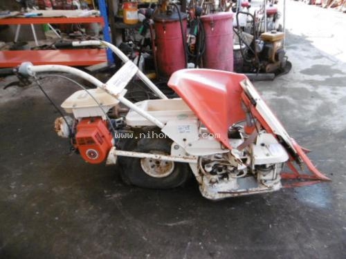 ราคาพิเศษ!! รถเกี่ยวข้าวเดินตามKUBOTA HE20A เพียง 8,500 บาท  รหัสสินค้า : 80803409 www.nihonmono.com