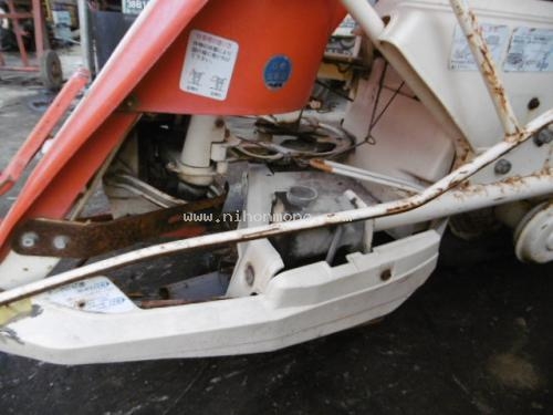 ราคาพิเศษ!! รถเกี่ยวข้าวเดินตามKUBOTA HE20A เพียง 8,500 บาท  รหัสสินค้า : 80803409 www.nihonmono.com