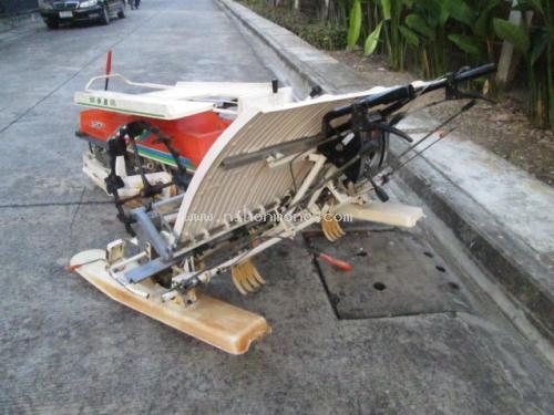 ราคาพิเศษ20,000 บาท!! รถปลูกข้าวดำนาเดินตาม KUBOTA NS450 รหัสสินค้า : 13001526 www.nihonmono.com