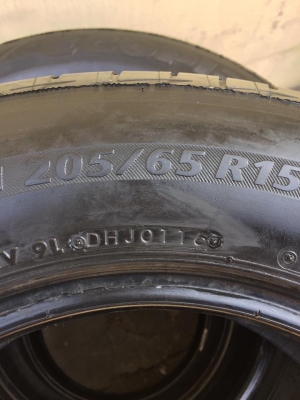 ขายยาง BRIDGESTONE ECOPIA EP200 205-65-15 ปี16 ดอกหนาจัด ไม่มีปะ ไม่มีตำหนิ ชุดละ 5,500 บาท