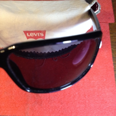 เเว่น LEVI"s เเว่น LEVI"s